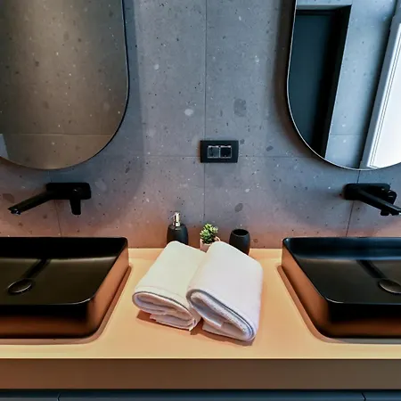 Three Pearls Deluxe Rooms & Studios Zadar Exterior photo