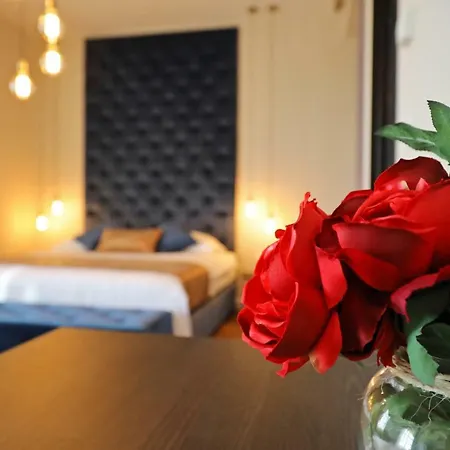 Three Pearls Deluxe Rooms & Studios Zadar Exterior photo