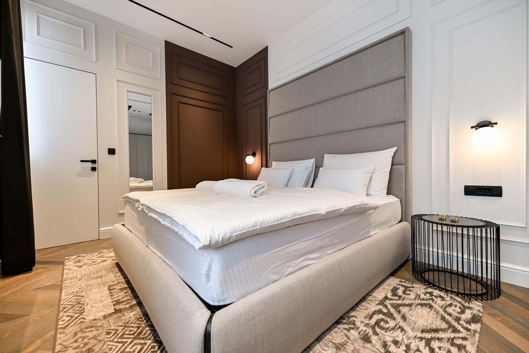 Apartment Three Pearls Deluxe & *