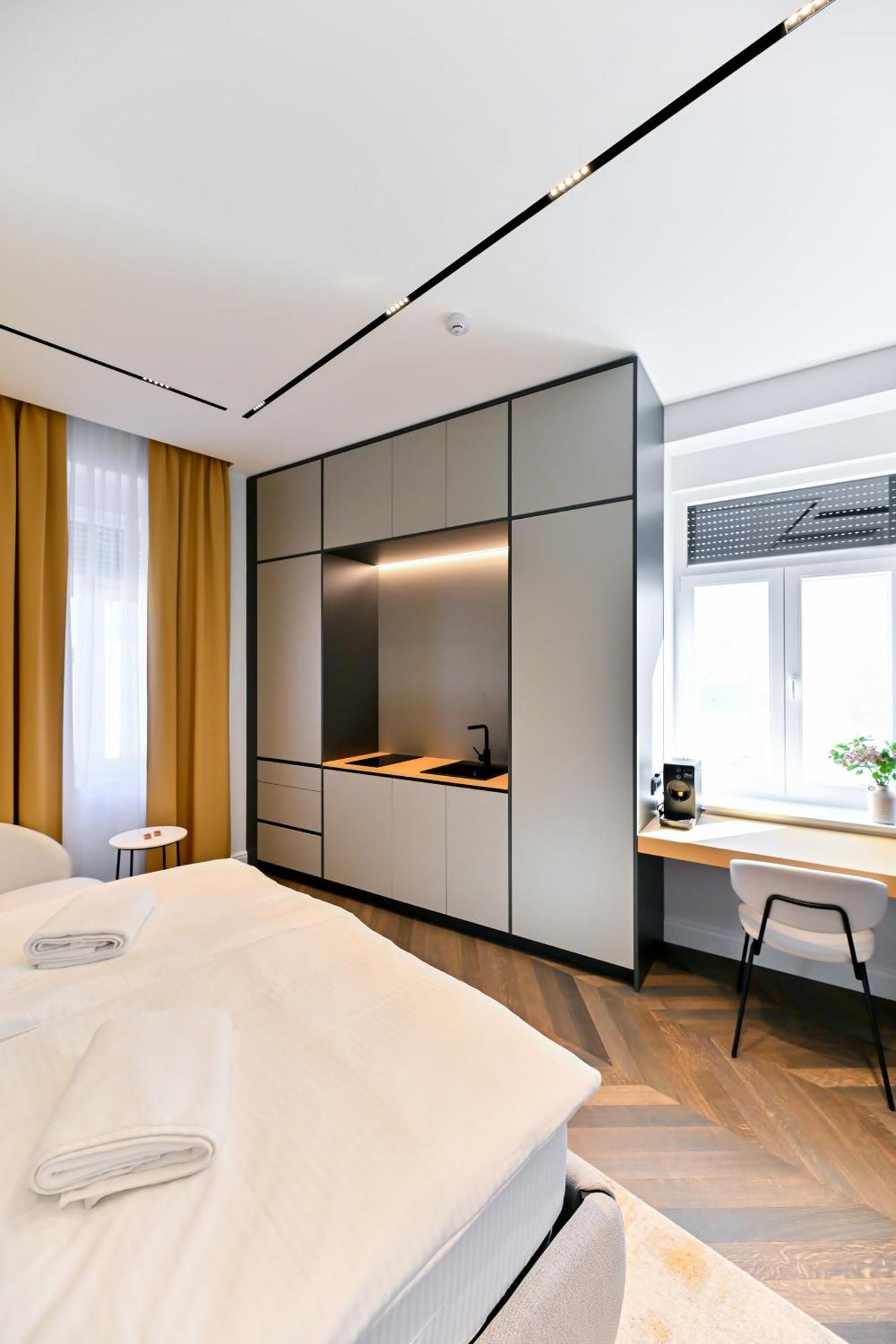 Three Pearls Deluxe & * Zadar