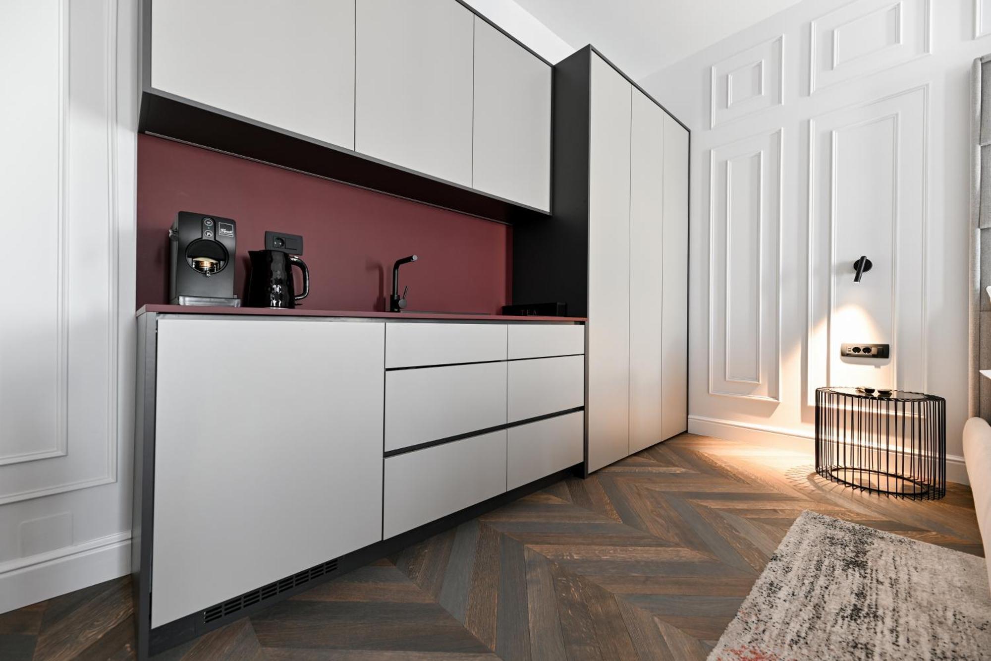 Apartment Three Pearls Deluxe &