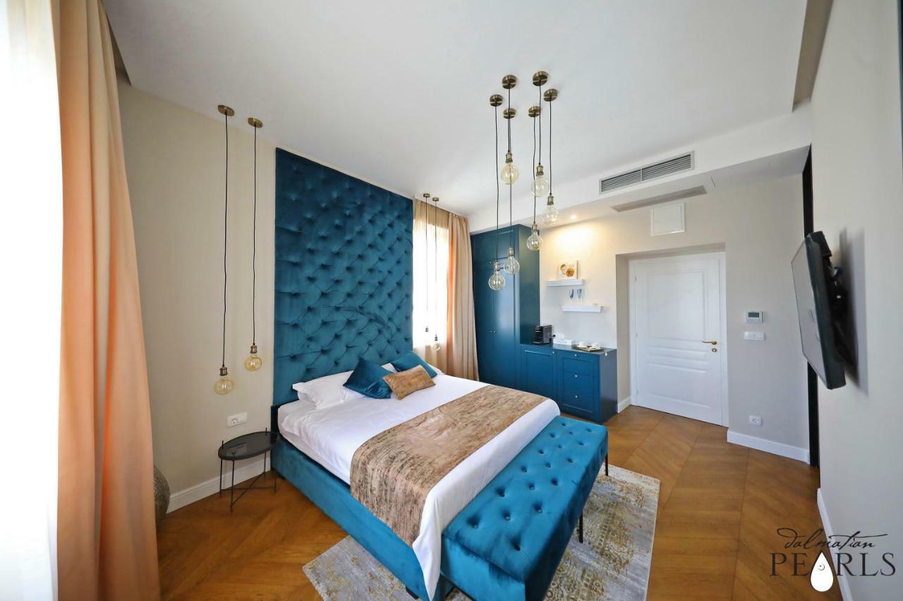 Three Pearls Deluxe & Zadar