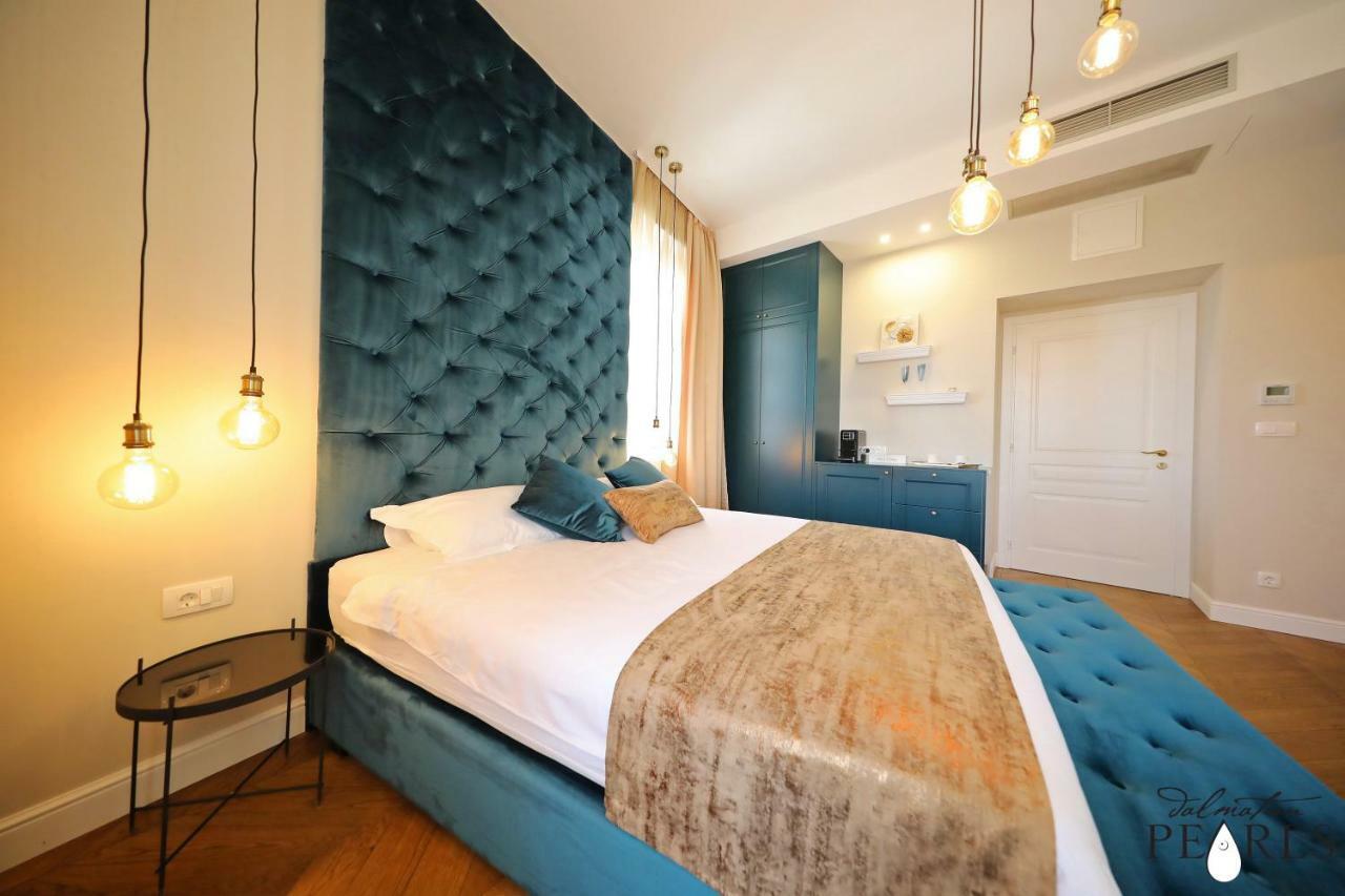 Three Pearls Deluxe & Zadar
